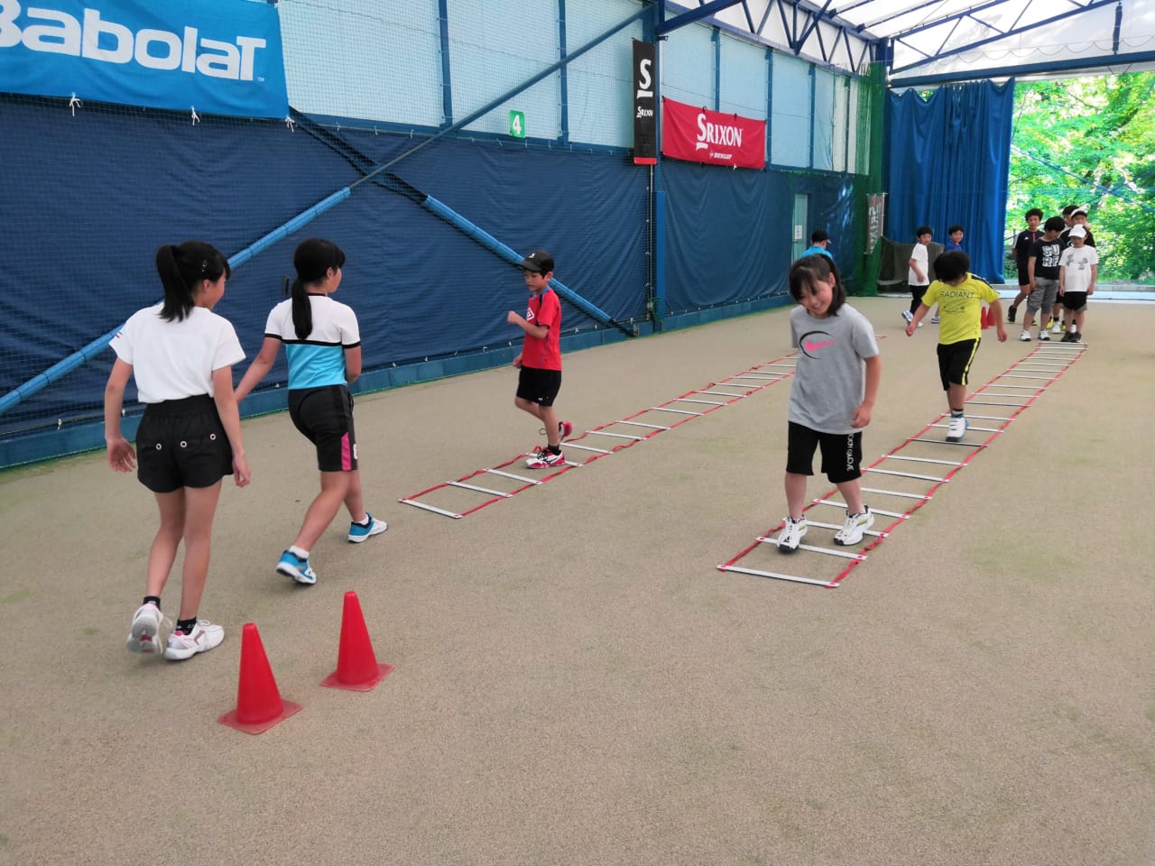 はじめてのテニス 小学生テニススクール生徒募集中 いまなら入会金無料 いわきニュータウンテニス倶楽部 号外net いわき市